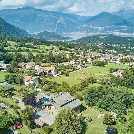 Chalet Con Piscina E Vista Panoramica Colico Dış mekan fotoğraf