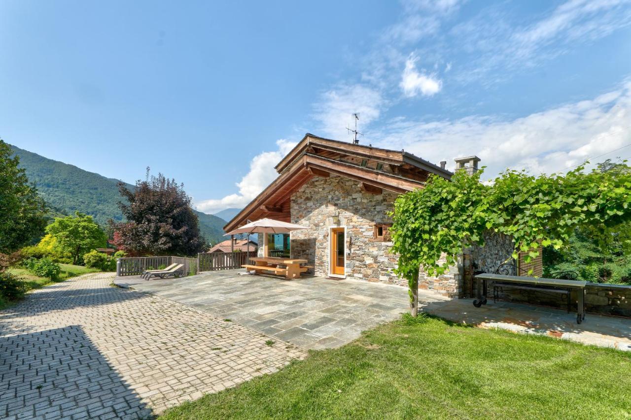 Chalet Con Piscina E Vista Panoramica Colico Dış mekan fotoğraf