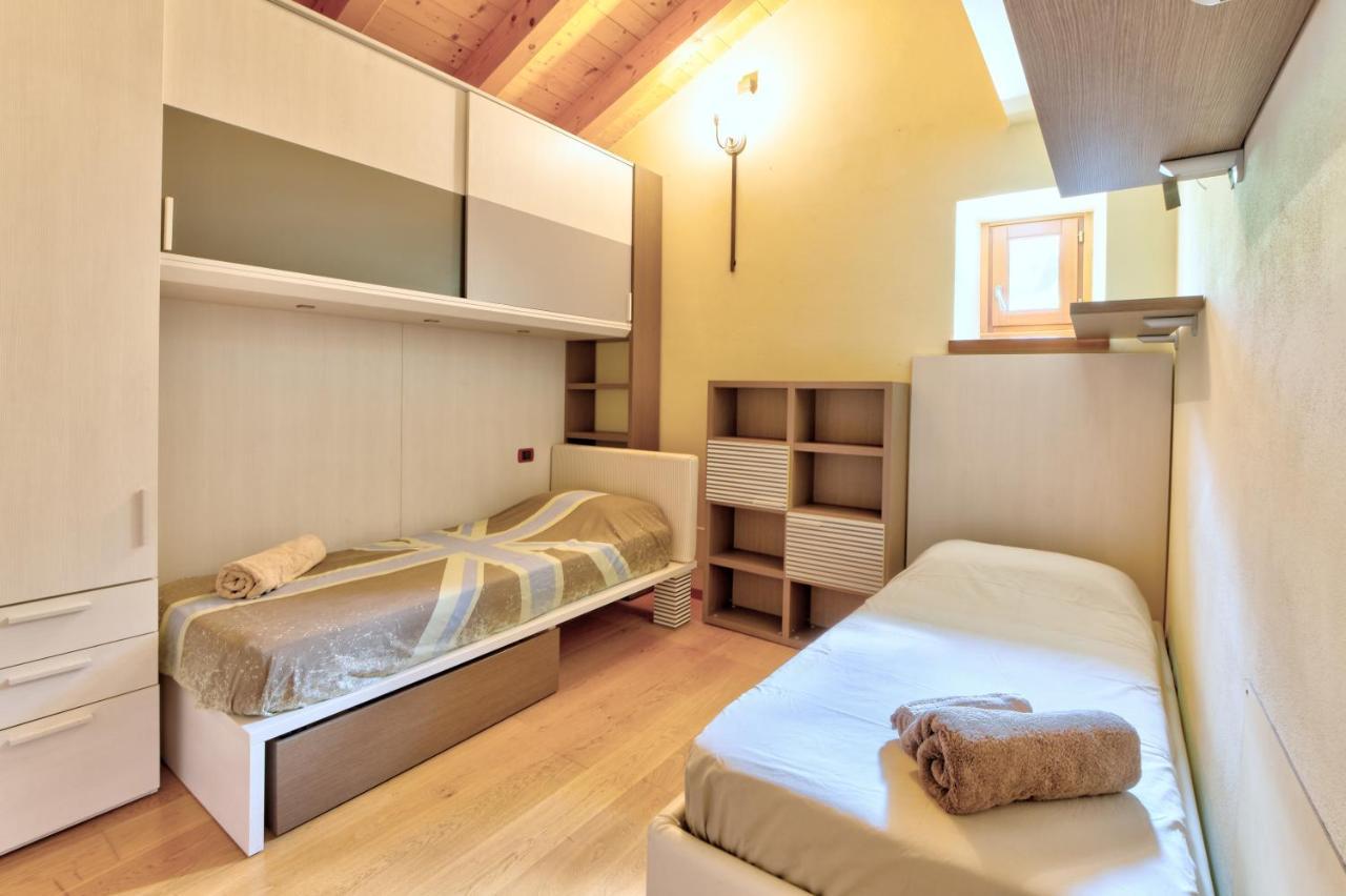 Chalet Con Piscina E Vista Panoramica Colico Dış mekan fotoğraf